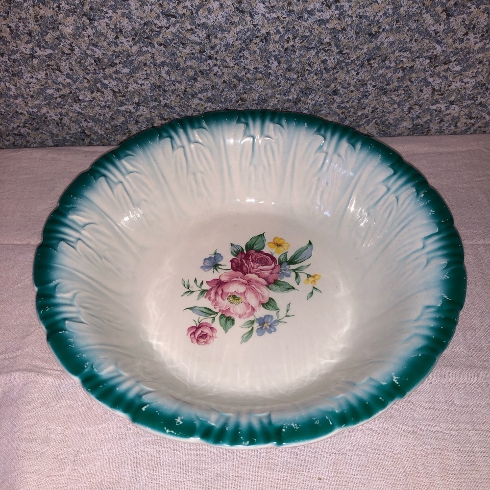 VINTAGE 1955  Homer Laughlin 9” Round Vegetable Bowl  0430